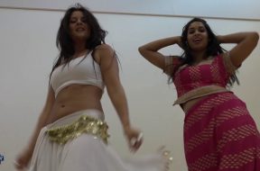 Hot Bhangra Dance by Pia and Zainab